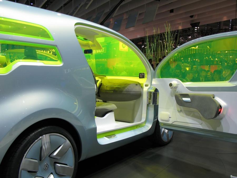  Renault Z.E. Concept 2008 года  (фото 57 из 90)